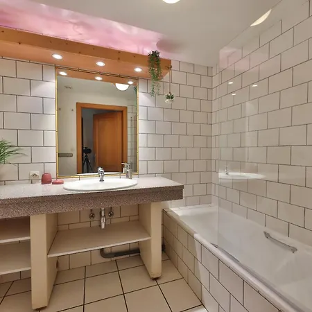 Gite Au Manoir Des Sens Avec Bain Nordique Jacuzzi Bergheim Exterior photo